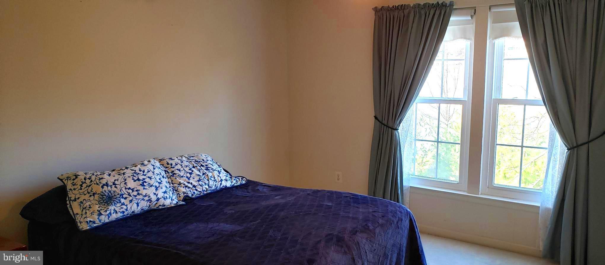 BRIGHT OAKS - Residential