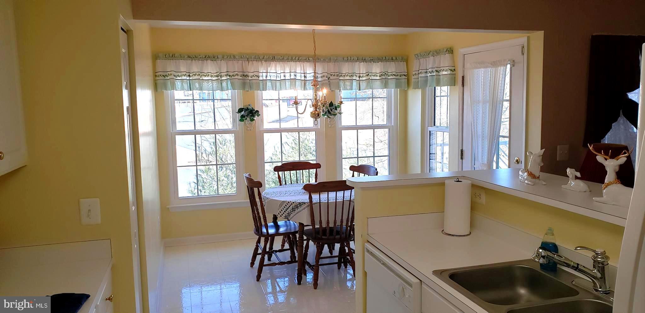 BRIGHT OAKS - Residential