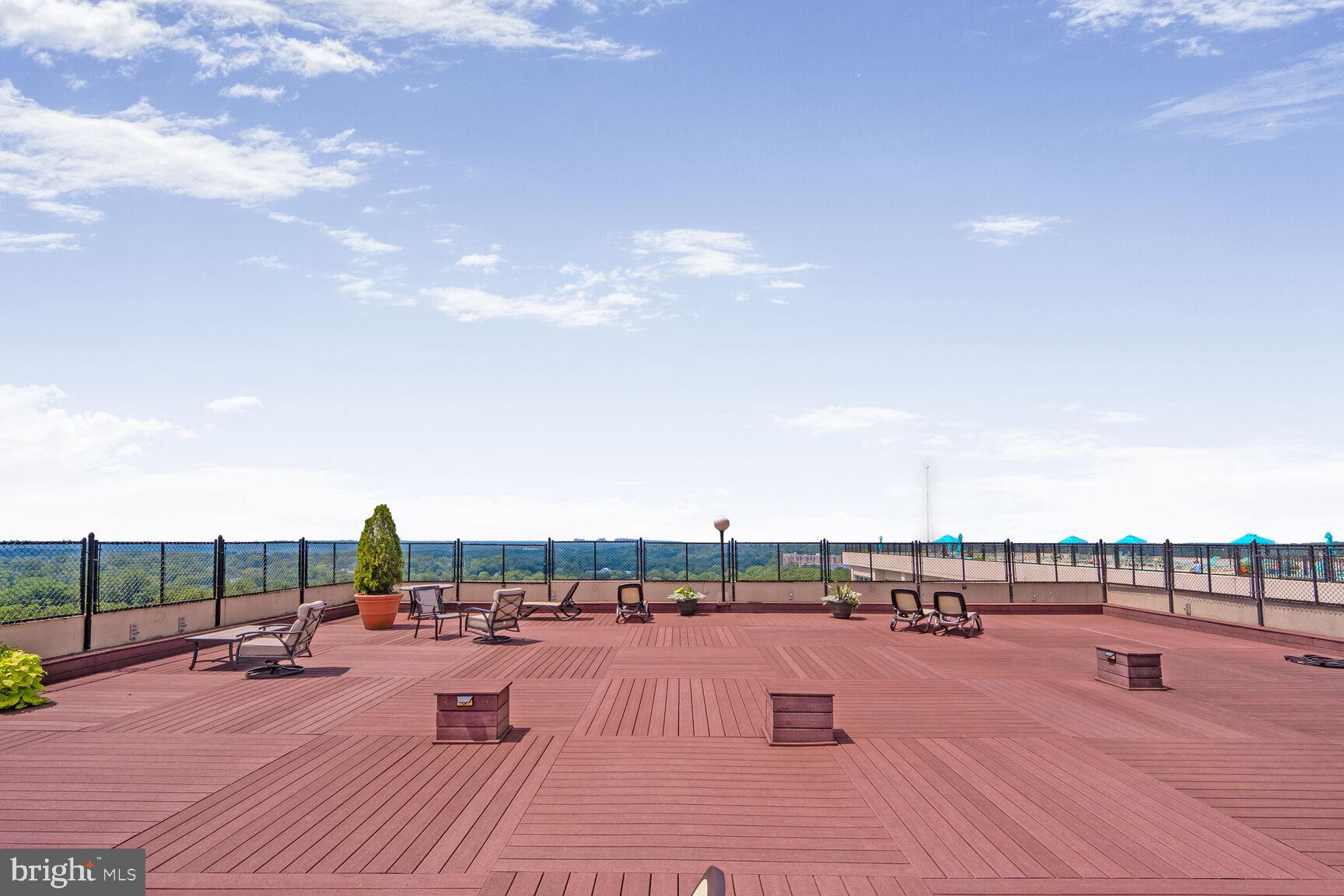 FRIENDSHIP HEIGHTS - Residential