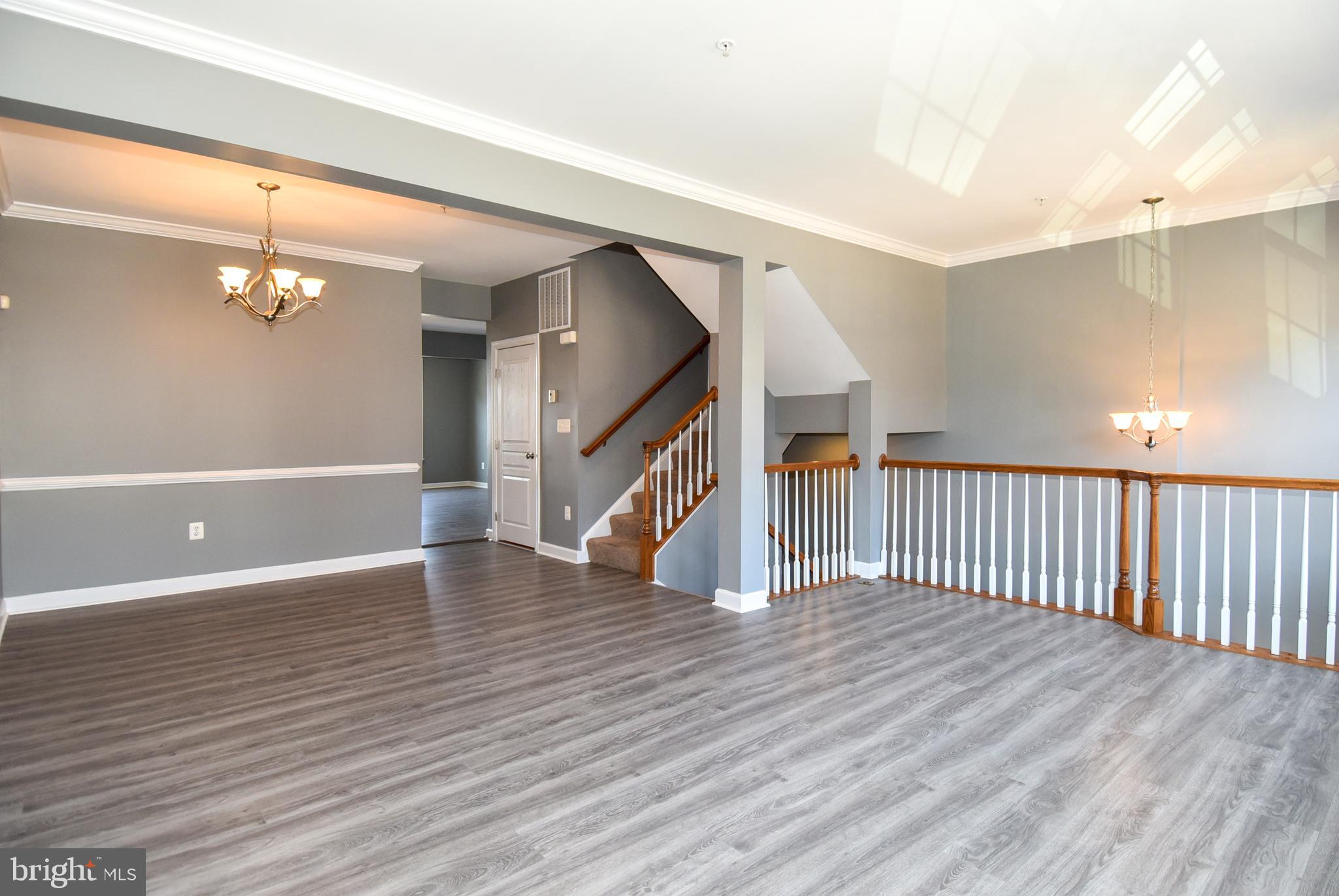 OAK CREEK CLUB - Residential