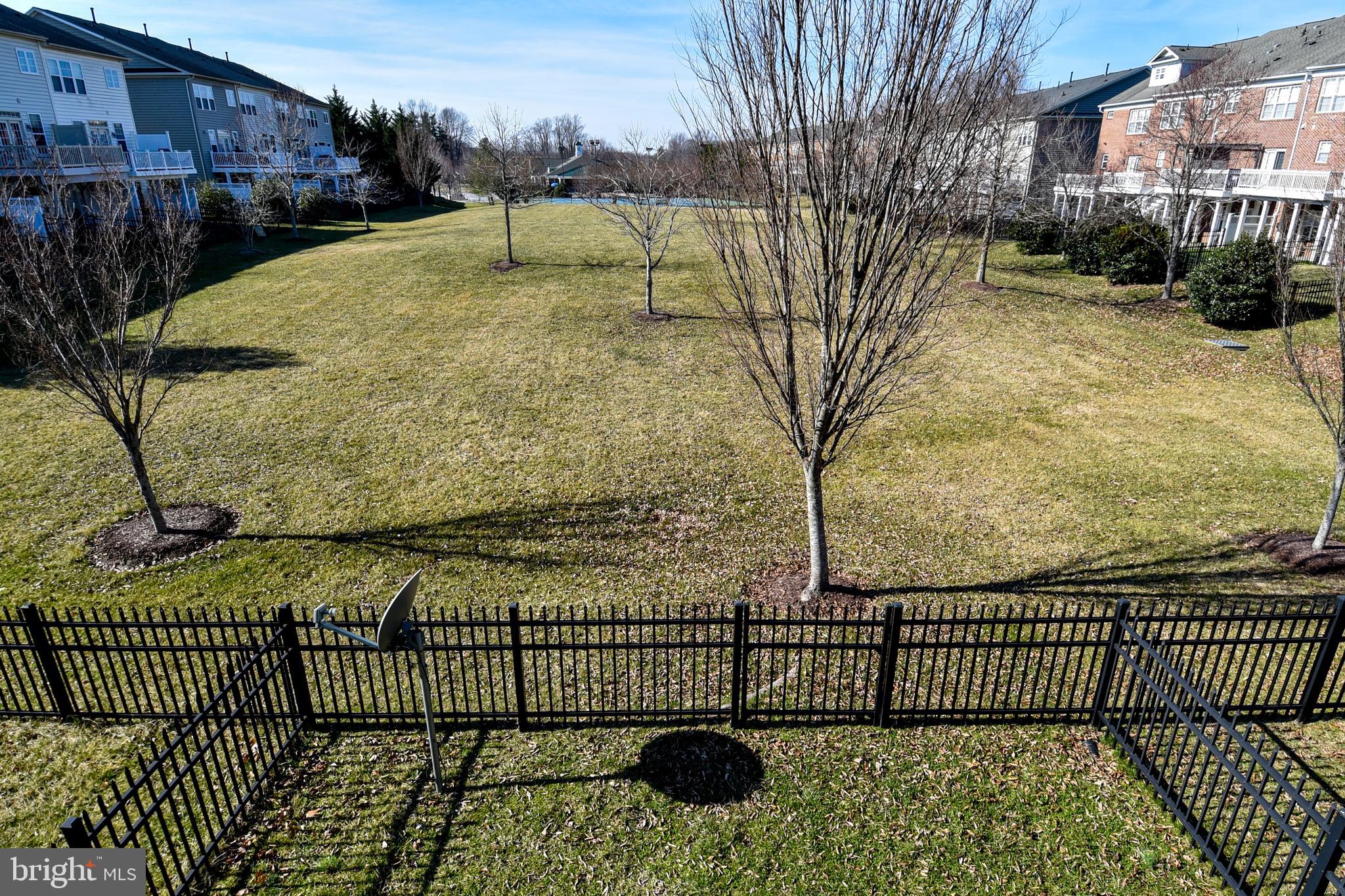 OAK CREEK CLUB - Residential