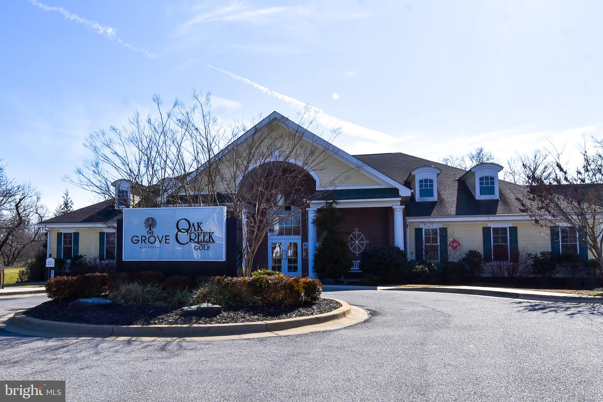 OAK CREEK CLUB - Residential