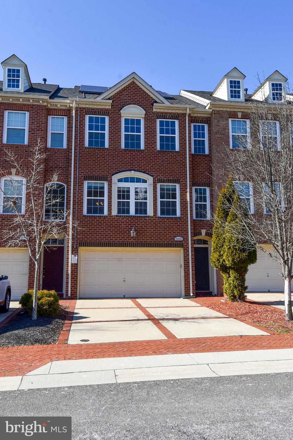 OAK CREEK CLUB - Residential