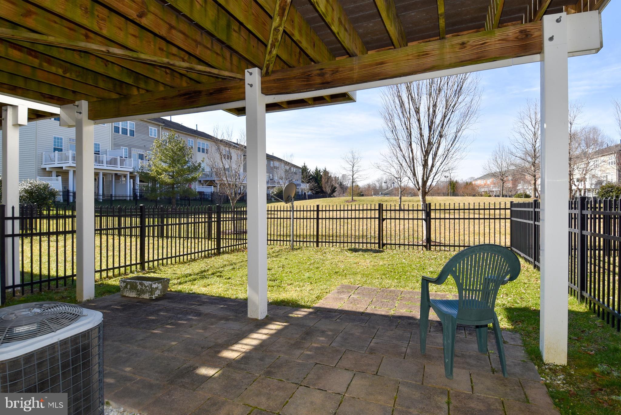 OAK CREEK CLUB - Residential