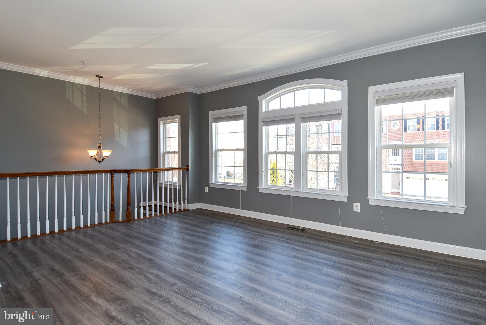 OAK CREEK CLUB - Residential