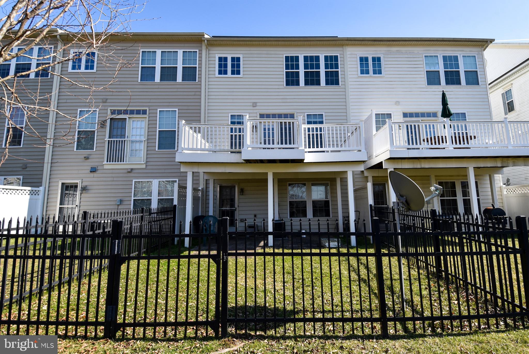 OAK CREEK CLUB - Residential