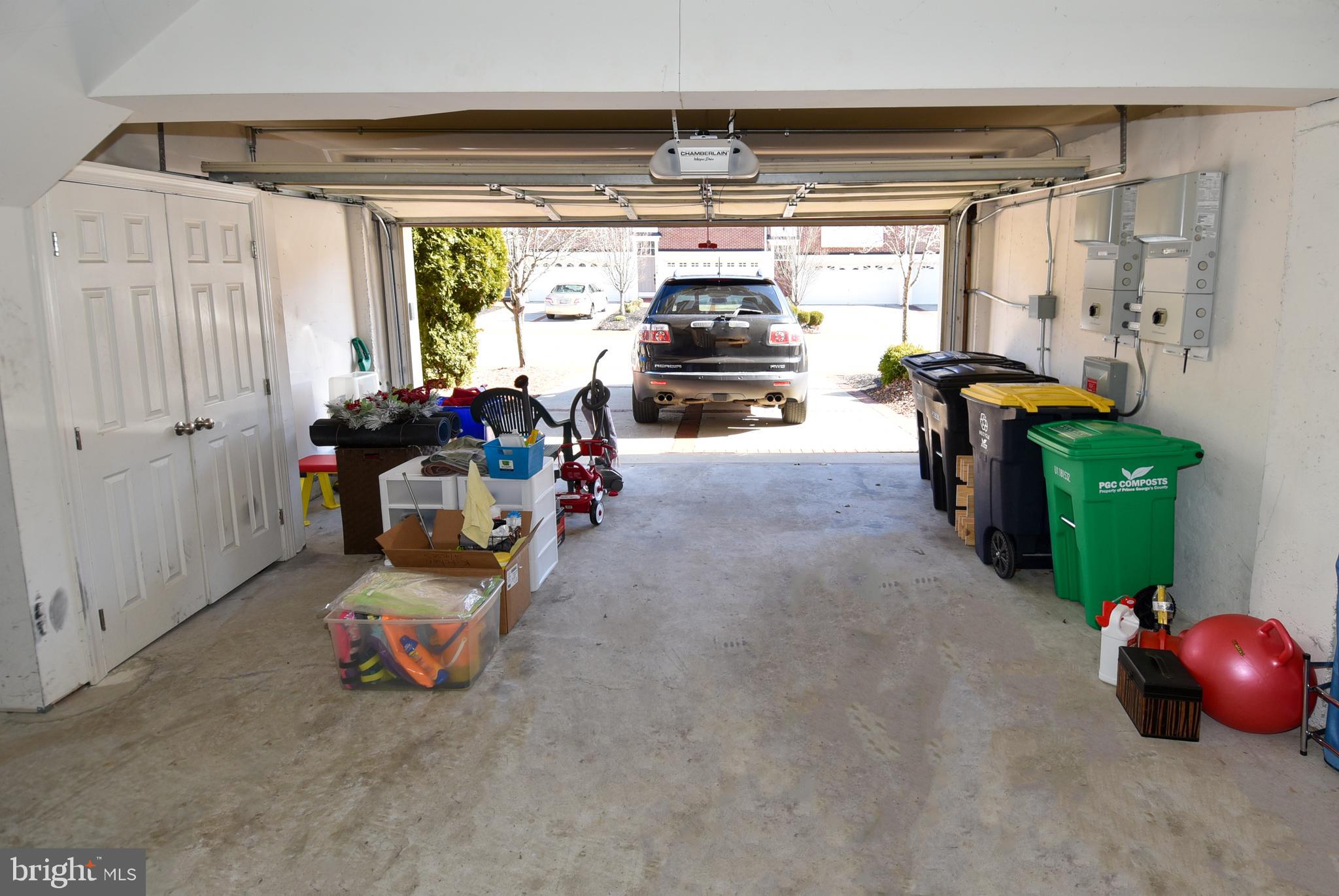 OAK CREEK CLUB - Residential