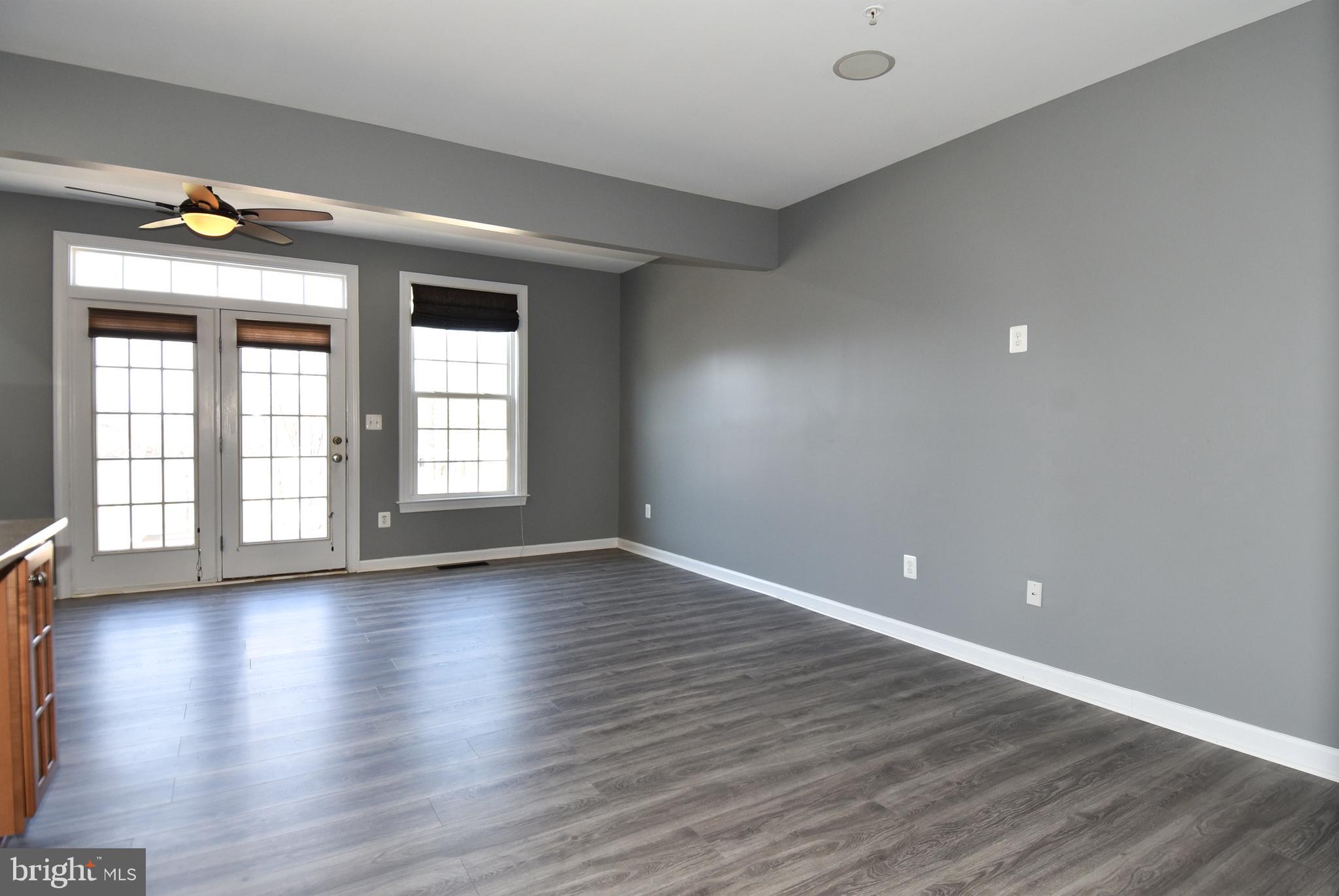 OAK CREEK CLUB - Residential