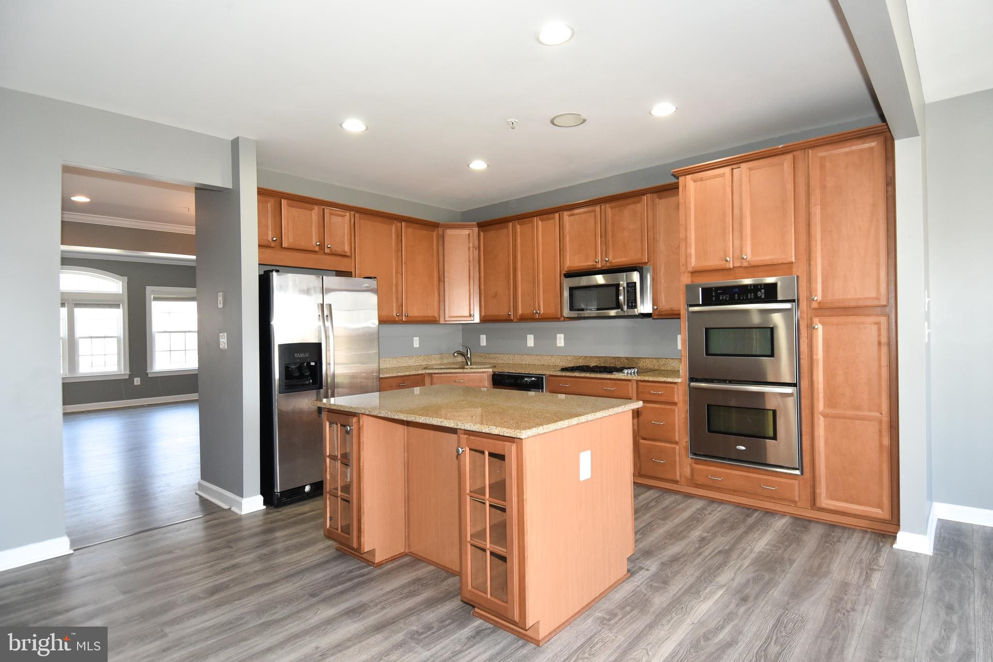 OAK CREEK CLUB - Residential