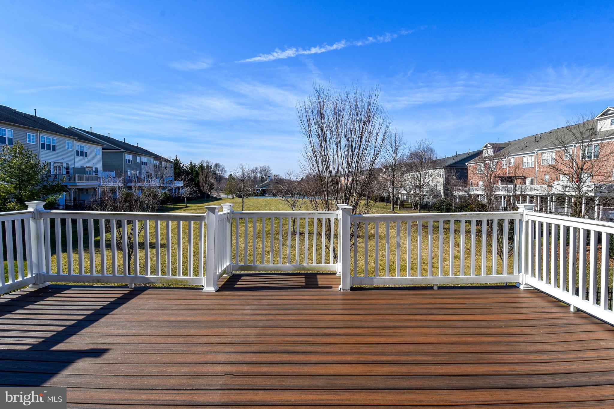 OAK CREEK CLUB - Residential