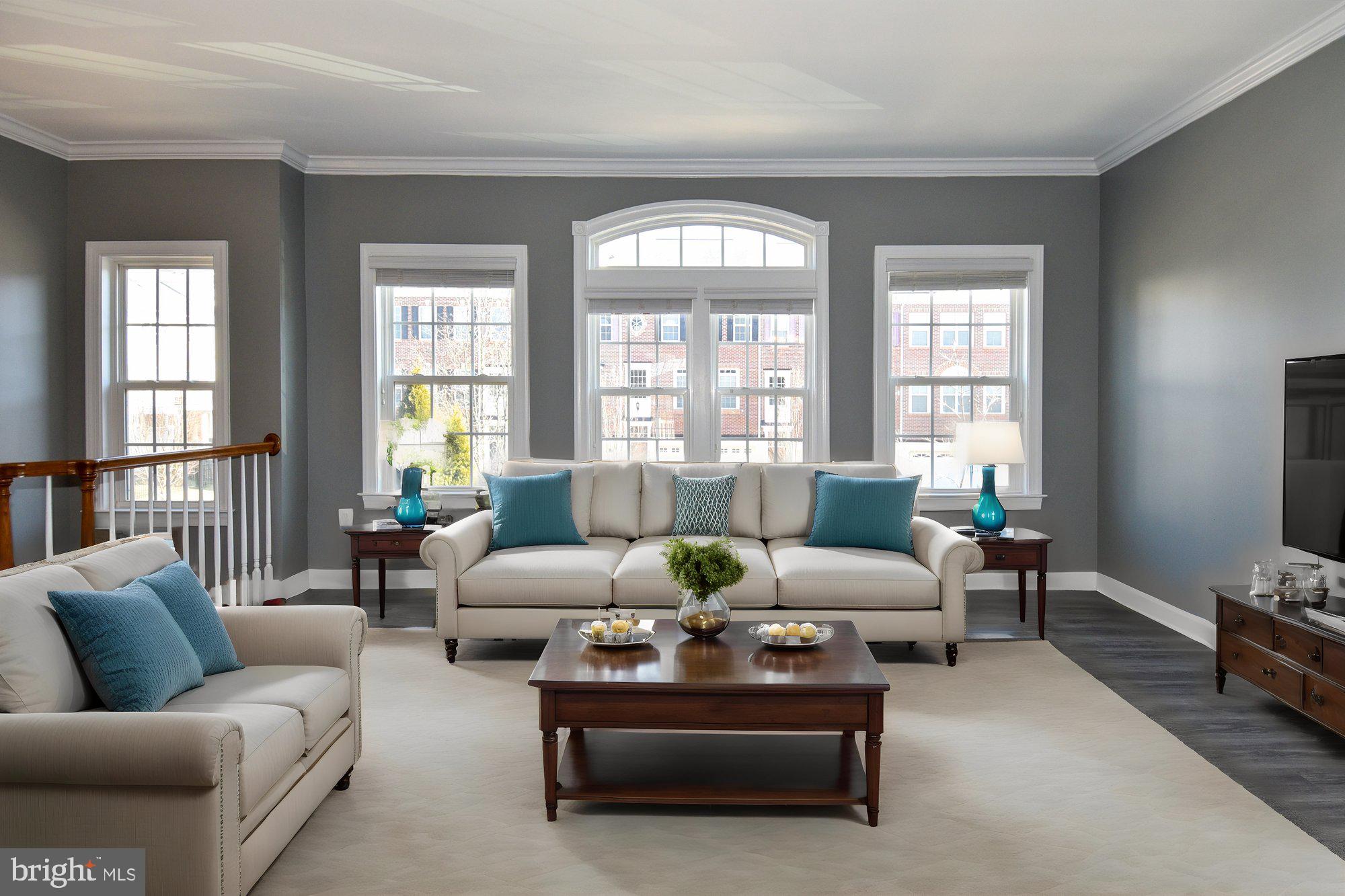 OAK CREEK CLUB - Residential