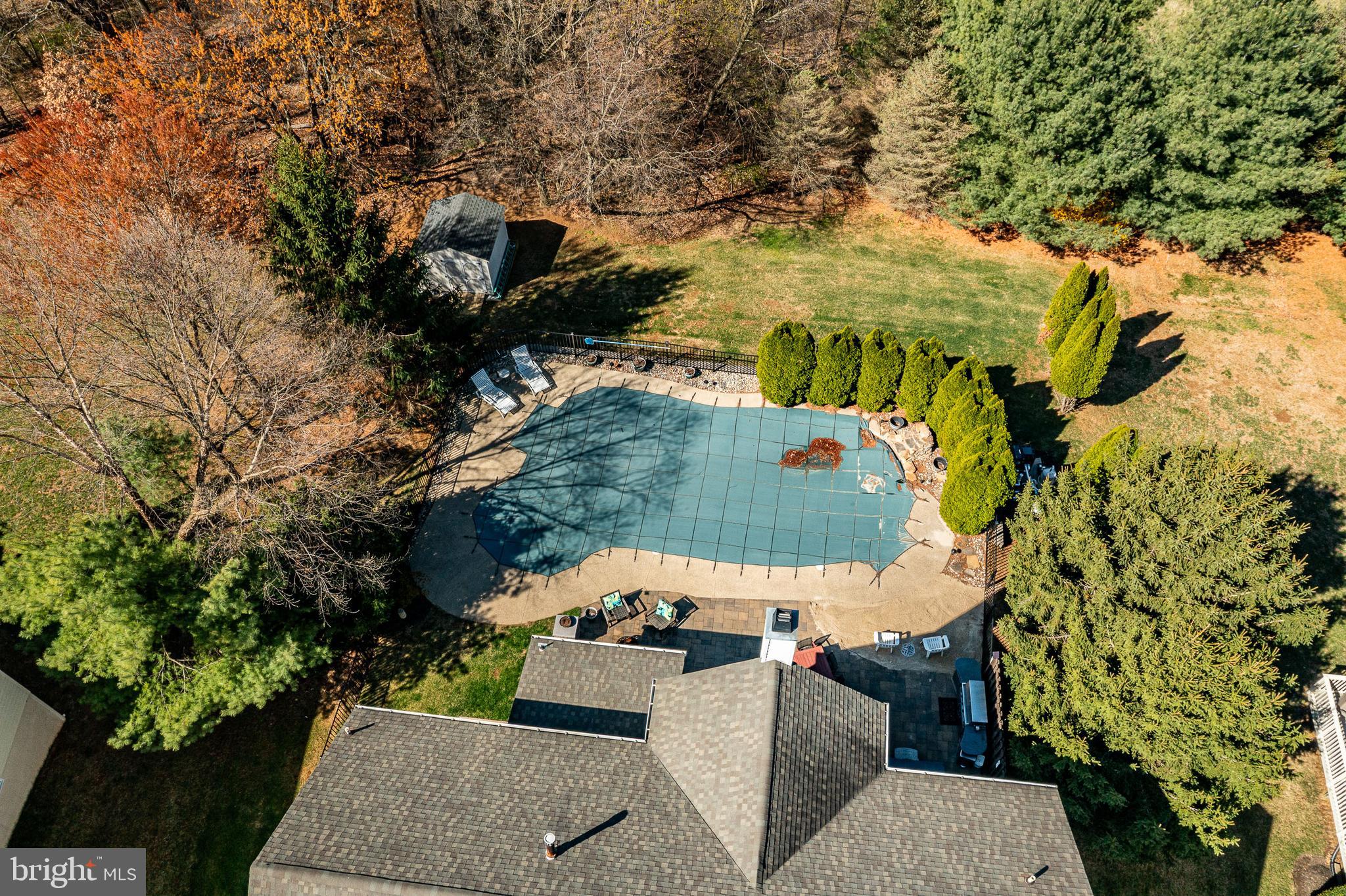 EAGLE HUNT - Residential