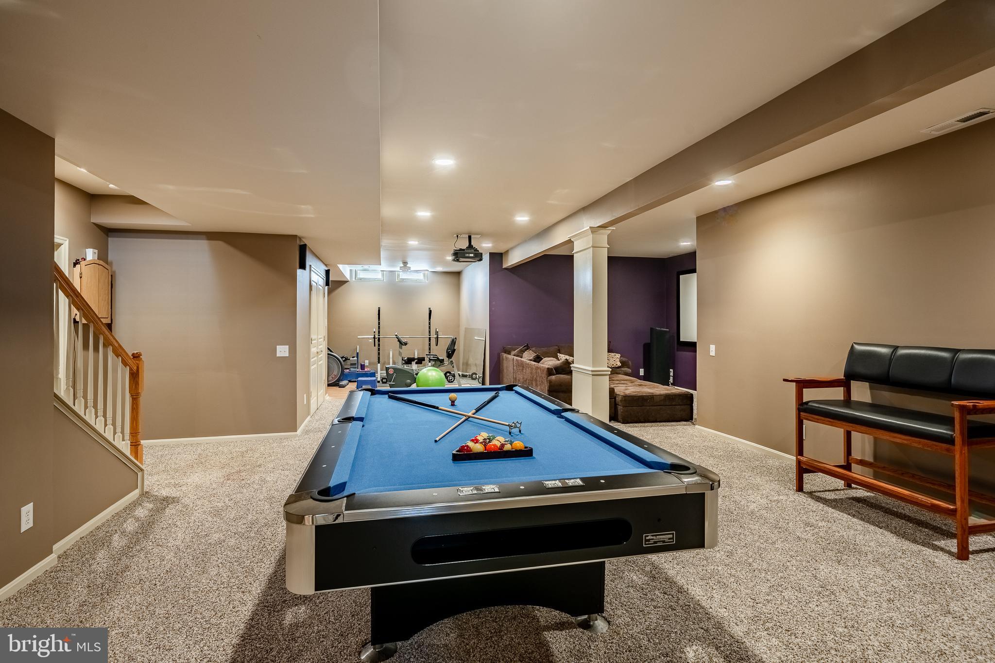 EAGLE HUNT - Residential