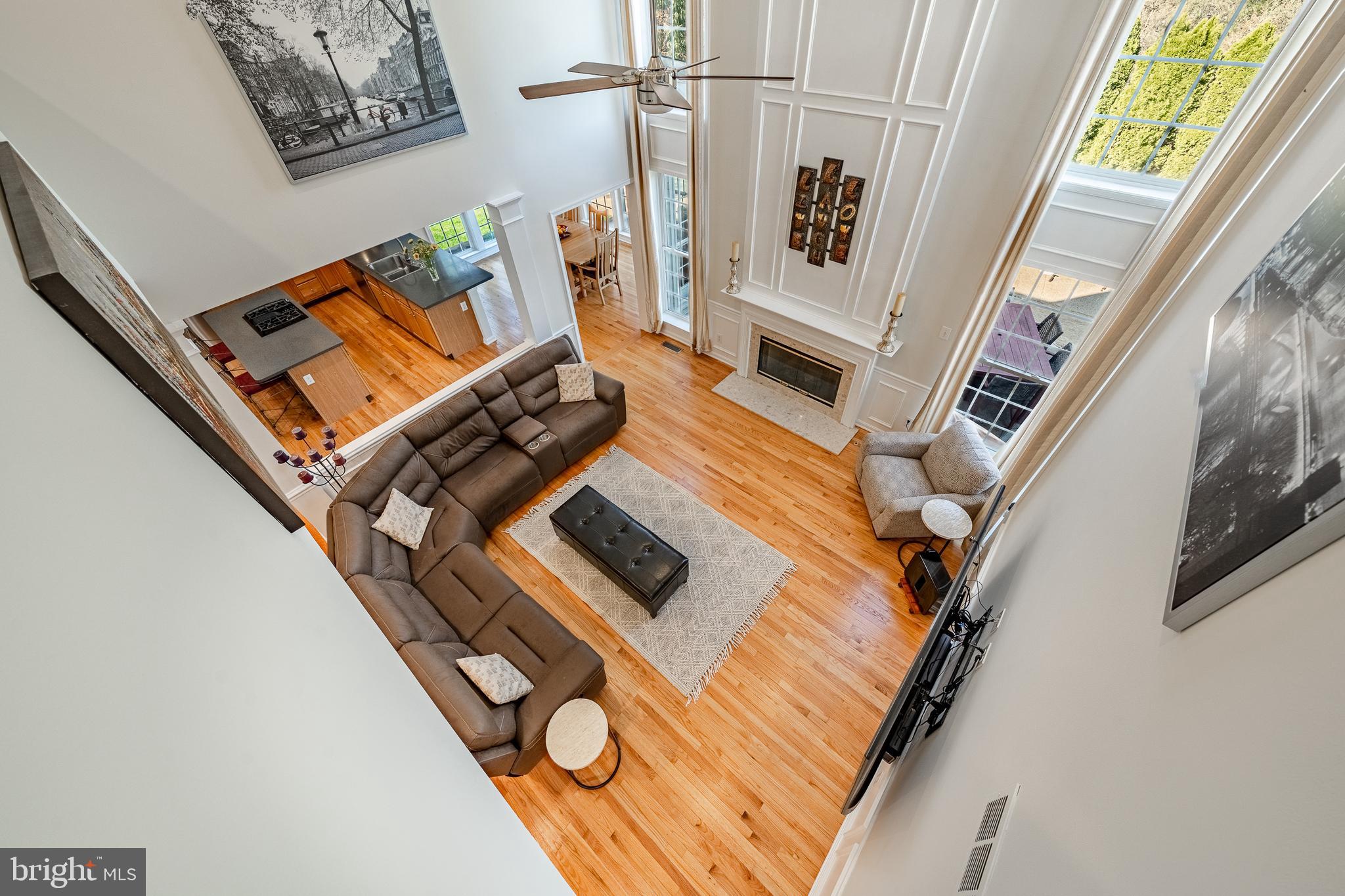 EAGLE HUNT - Residential