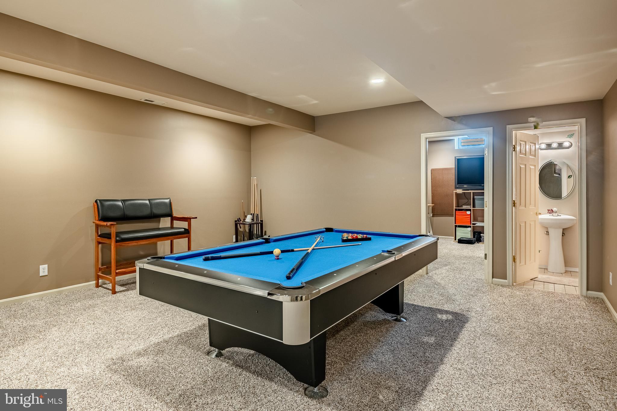 EAGLE HUNT - Residential