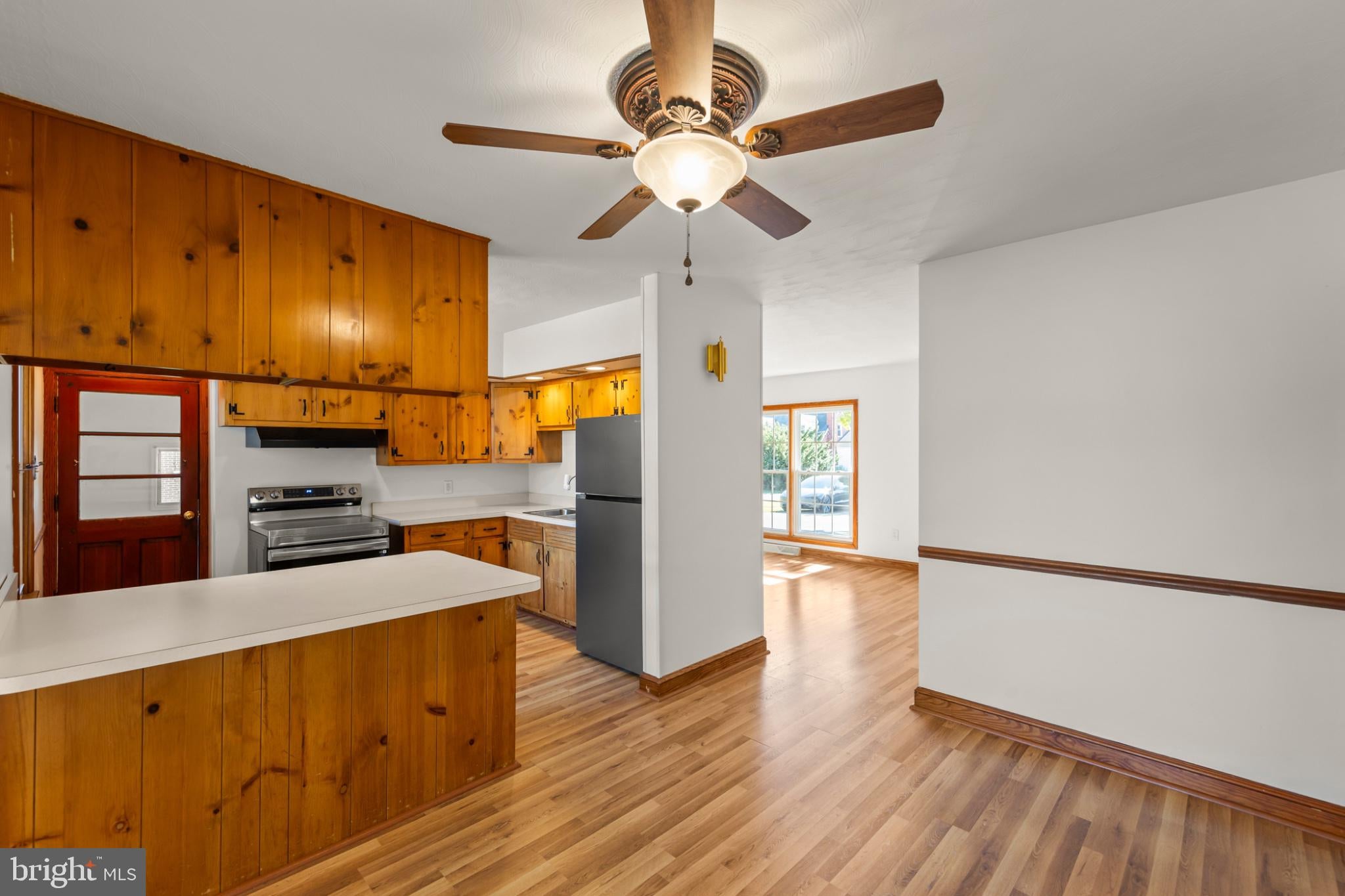 182 FRONT DRIVE