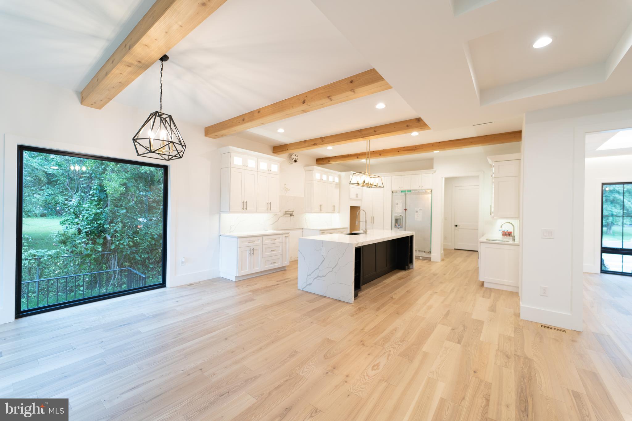 HAMPTONS OF MCLEAN - Residential