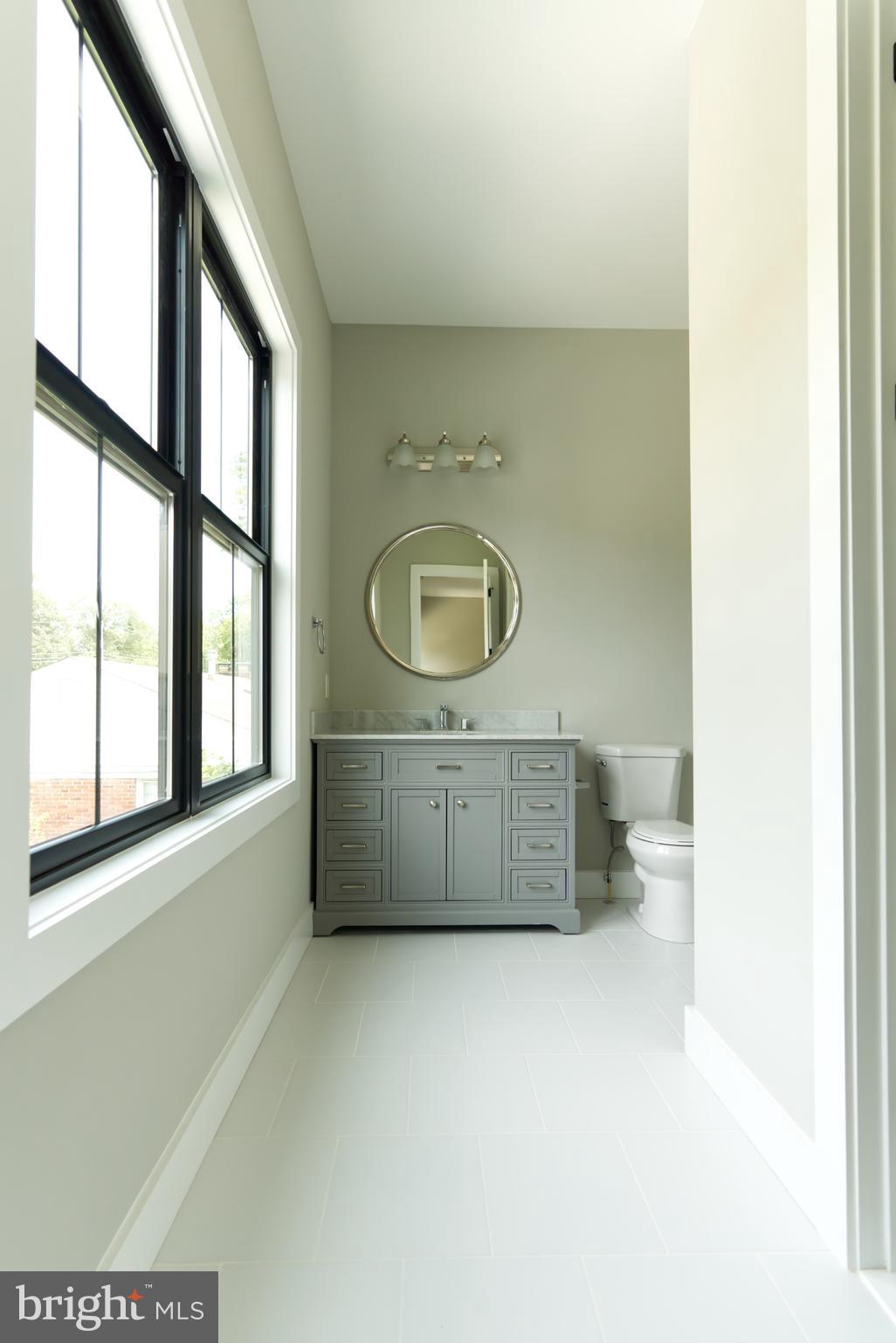 HAMPTONS OF MCLEAN - Residential