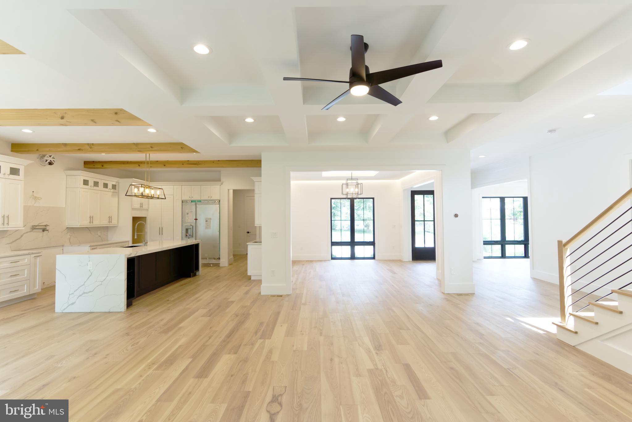 HAMPTONS OF MCLEAN - Residential