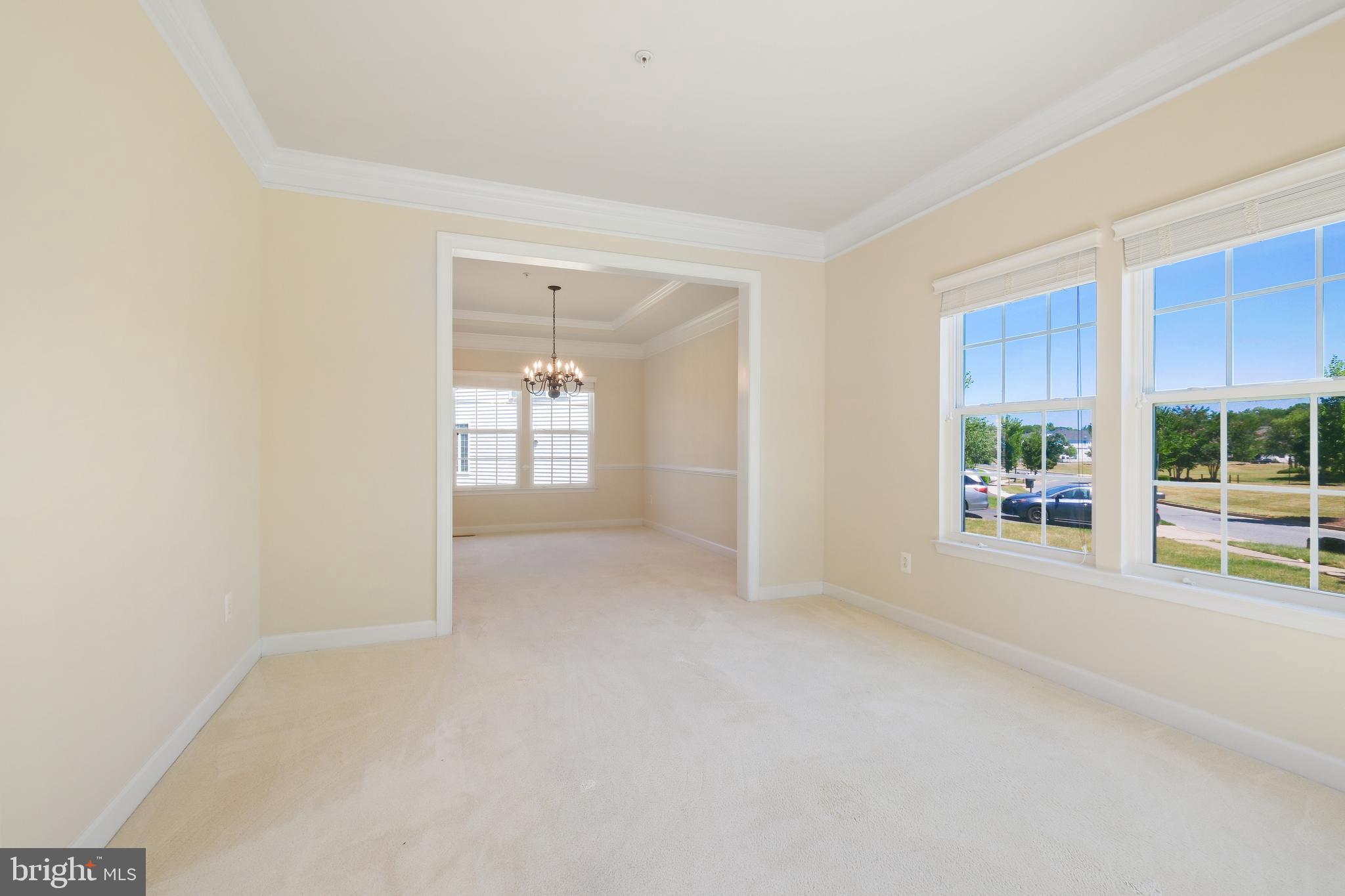 ADAMSTOWN COMMONS - Residential Lease