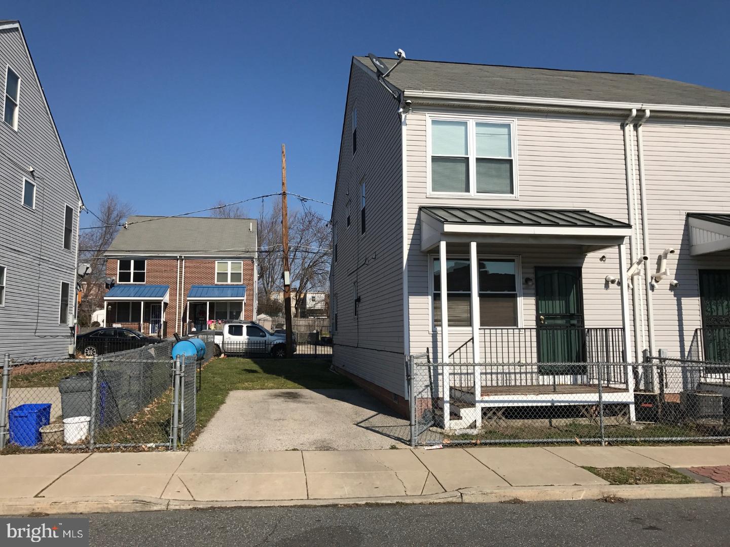 FRANKFORD - Residential