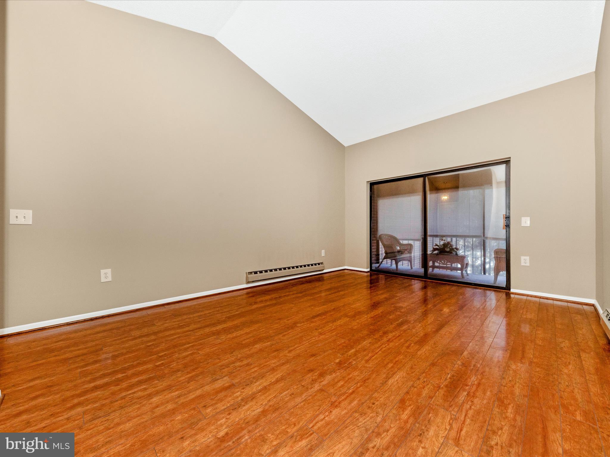 LEISURE WORLD - Residential