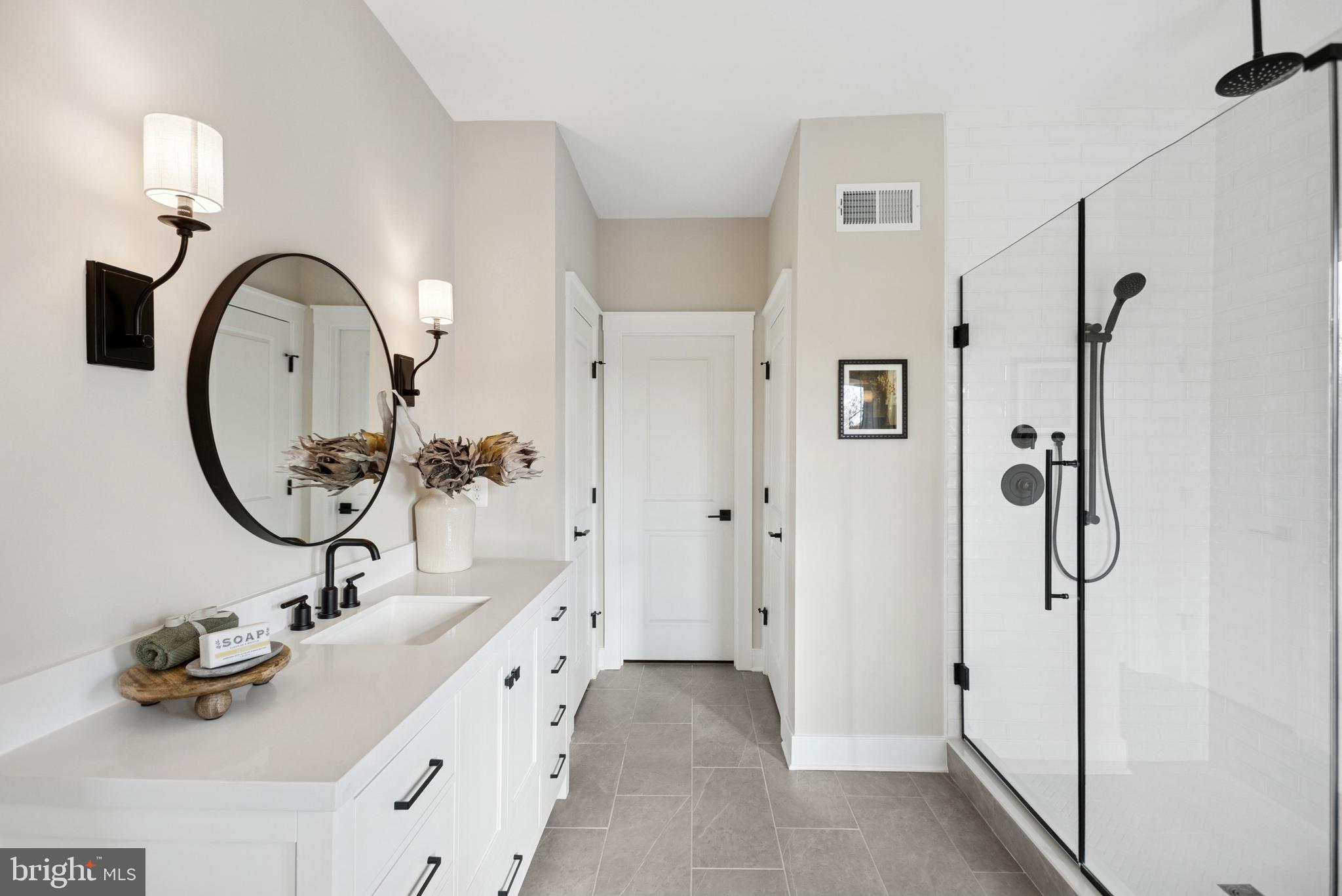 MAGNOLIA HILL - Residential