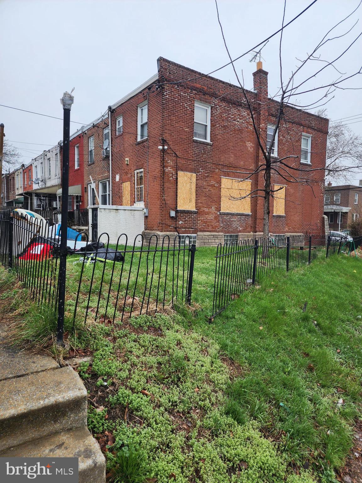 PHILADELPHIA (SOUTHWEST) - Residential