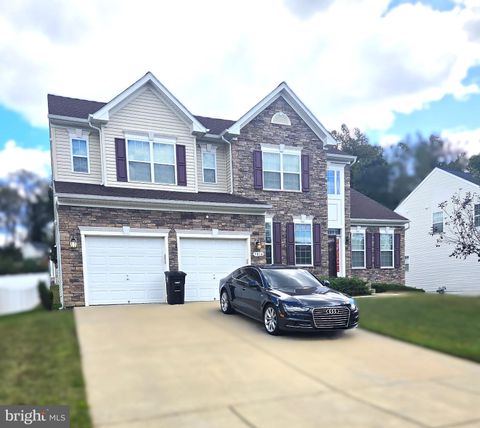 Photo of 7014 Sand Cherry Way, CLINTON, MD 20735 (MLS # MDPG2179336)