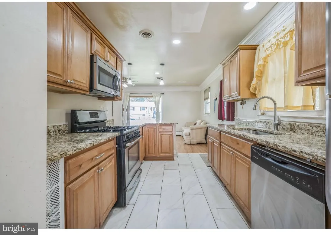 Woodbridge, Virginia 22191, United States, 3 Bedrooms Bedrooms, ,2 BathroomsBathrooms,Residential,Coming Soon,114737