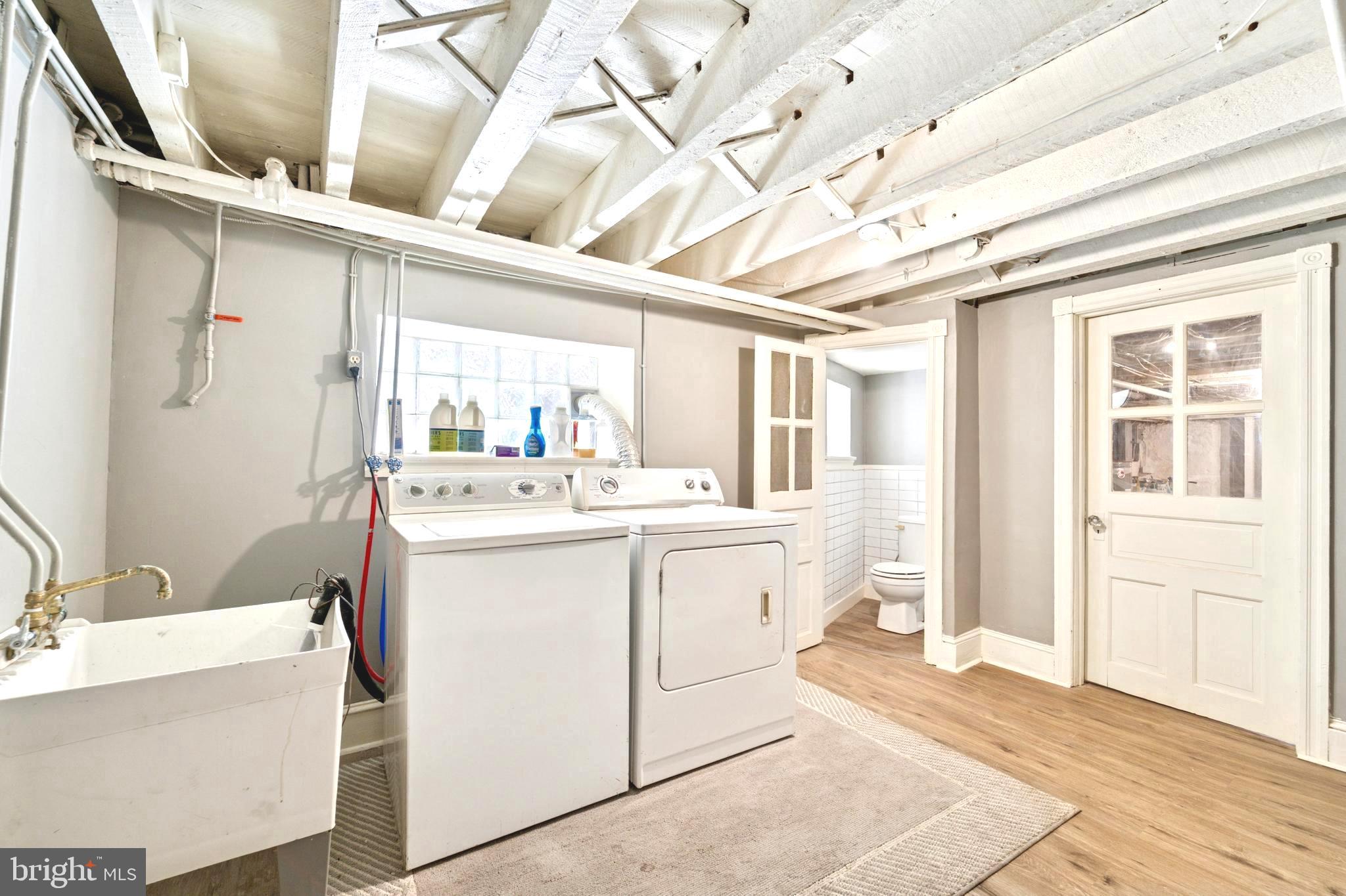 PHILADELPHIA - Residential