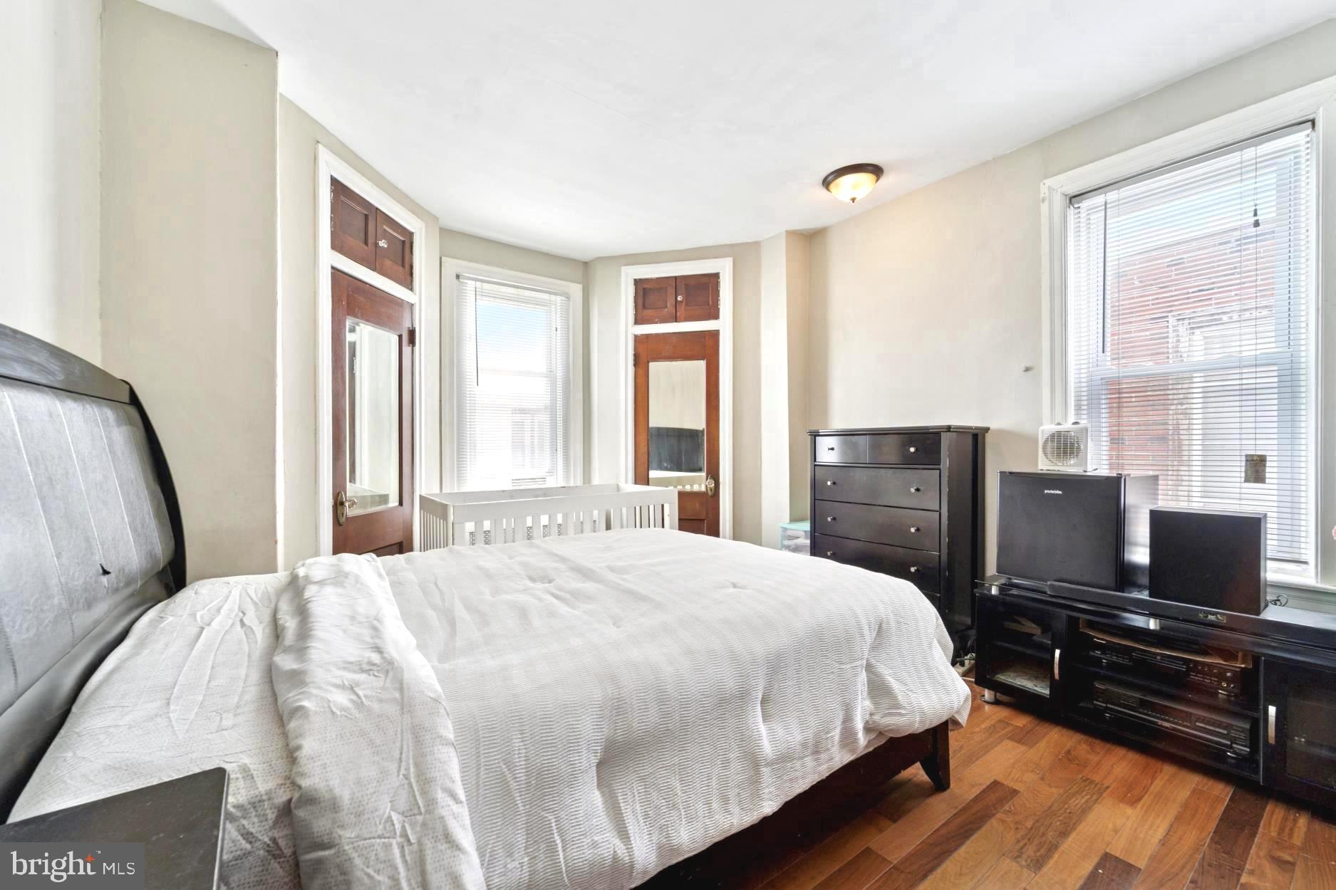 PHILADELPHIA - Residential