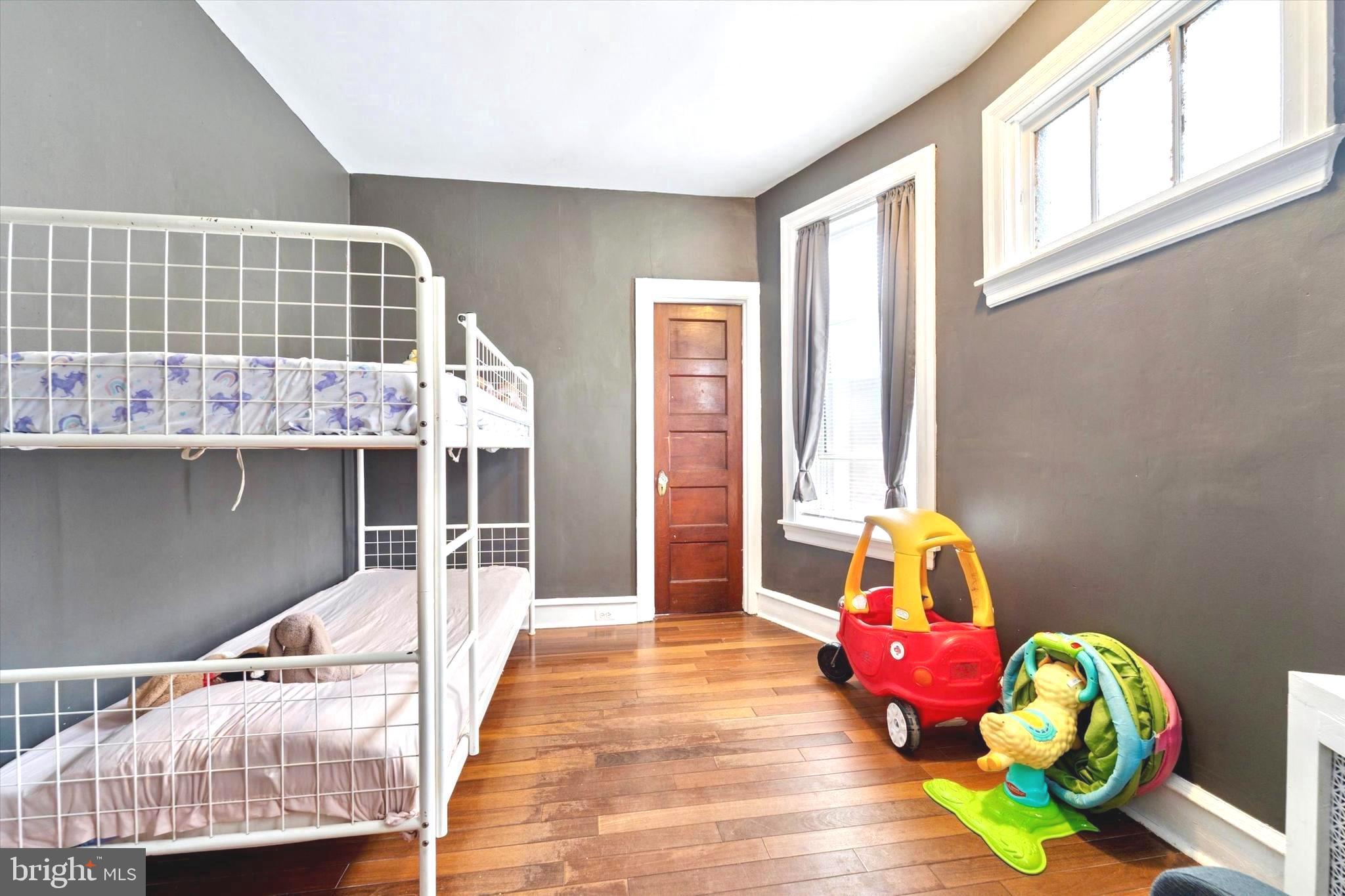 PHILADELPHIA - Residential