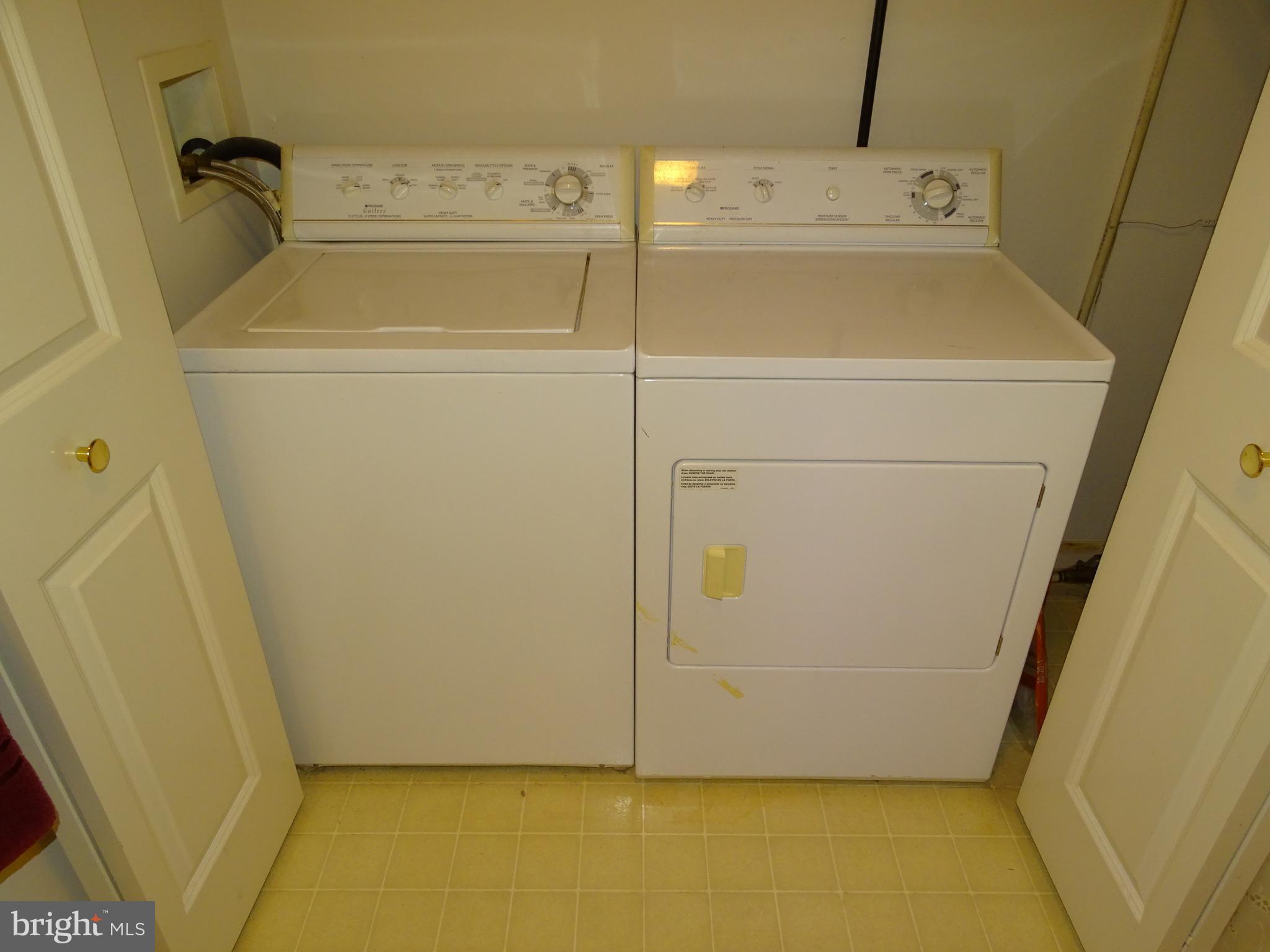 BROOKSTONE - Residential