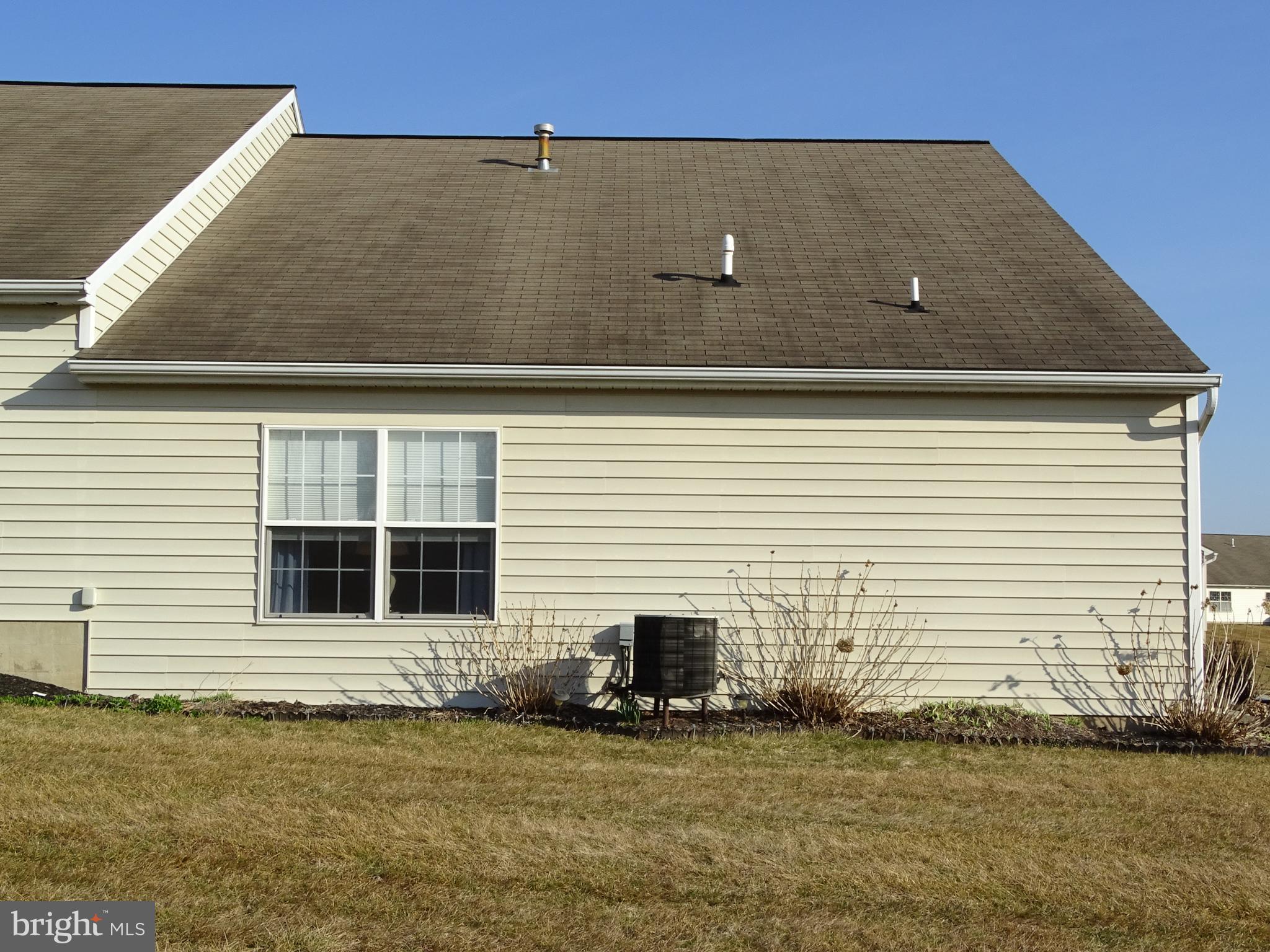 BROOKSTONE - Residential