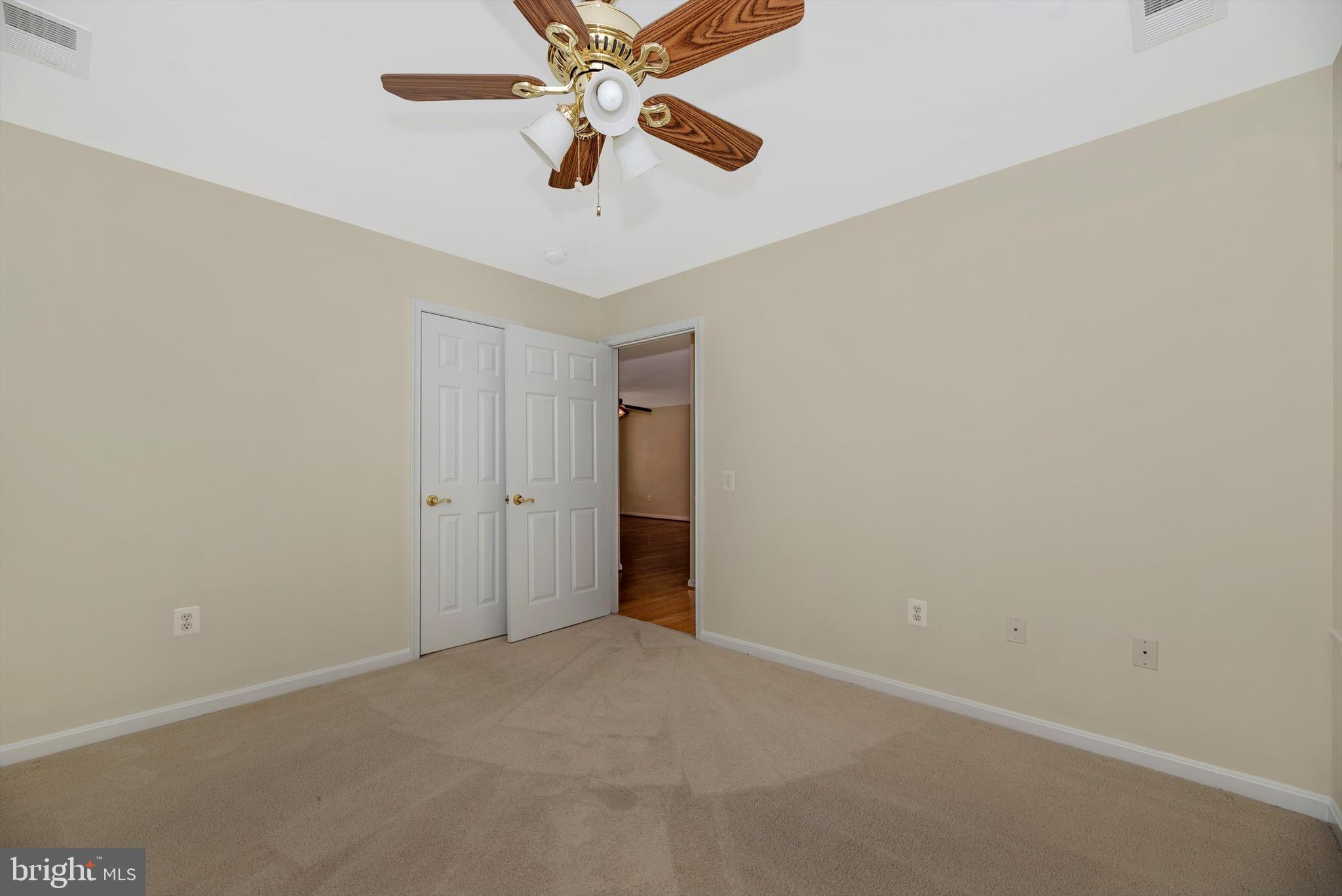 WILDWOOD PARK - Residential Lease