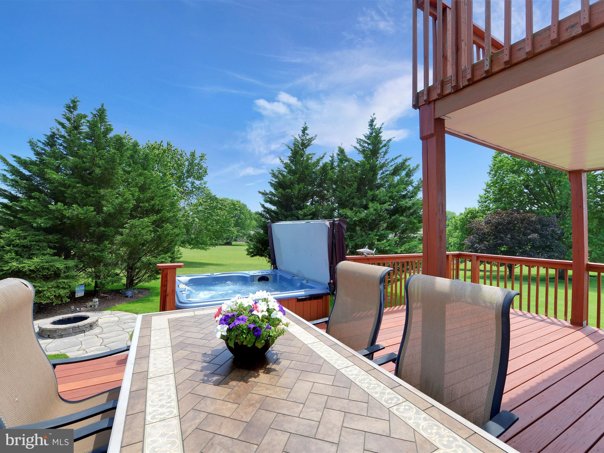 WOODRIDGE - Residential