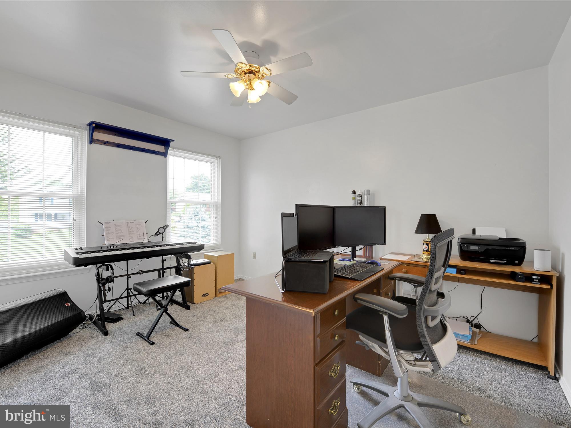 WOODRIDGE - Residential