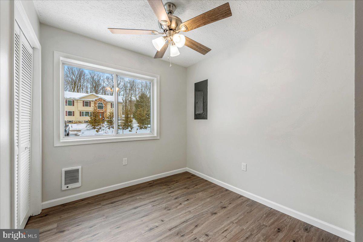 POCONO COUNTRY PLACE - Residential
