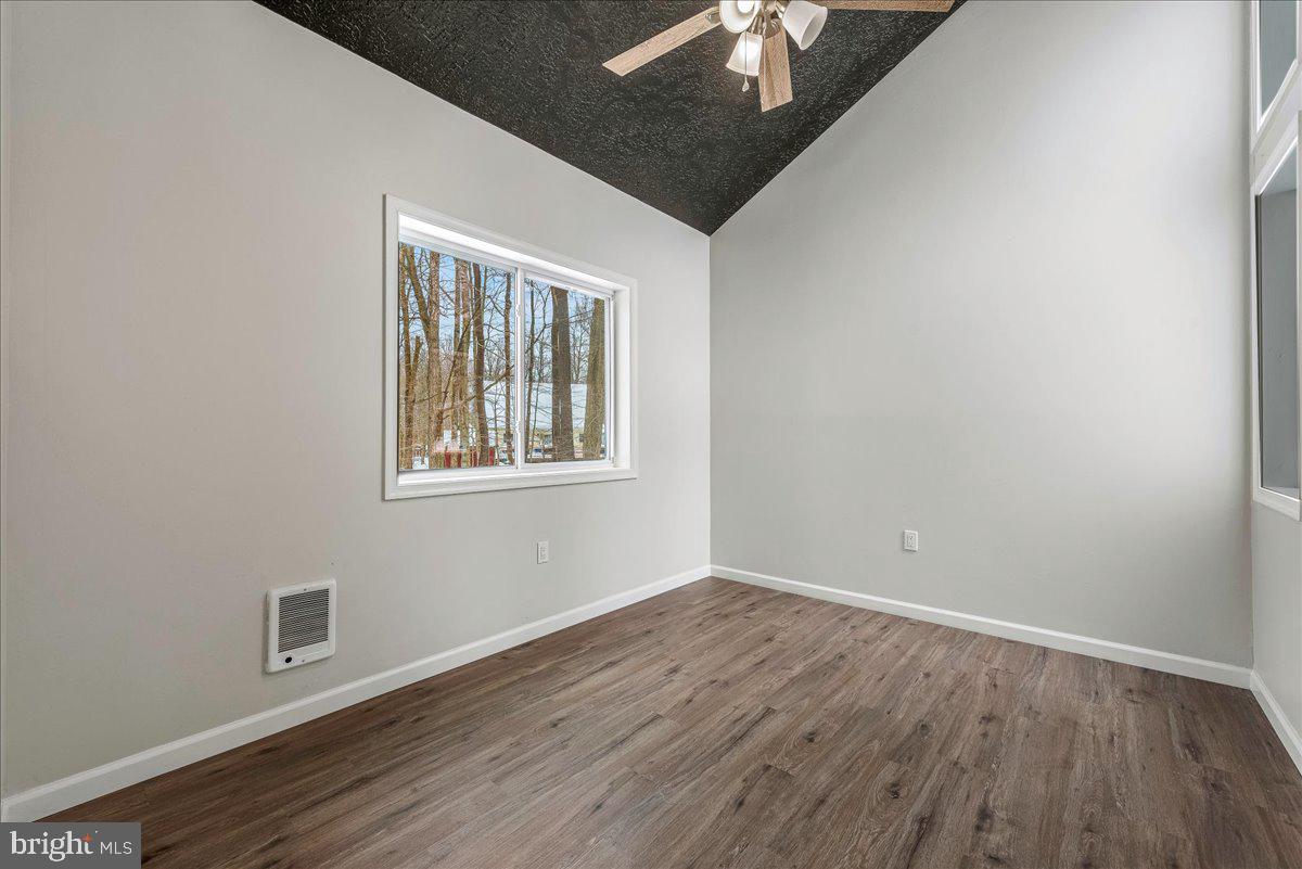 POCONO COUNTRY PLACE - Residential