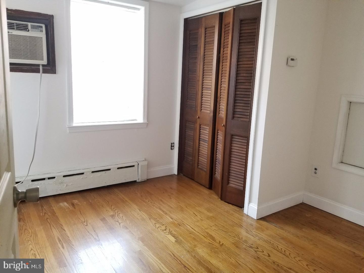 ART MUSEUM AREA - Residential Lease