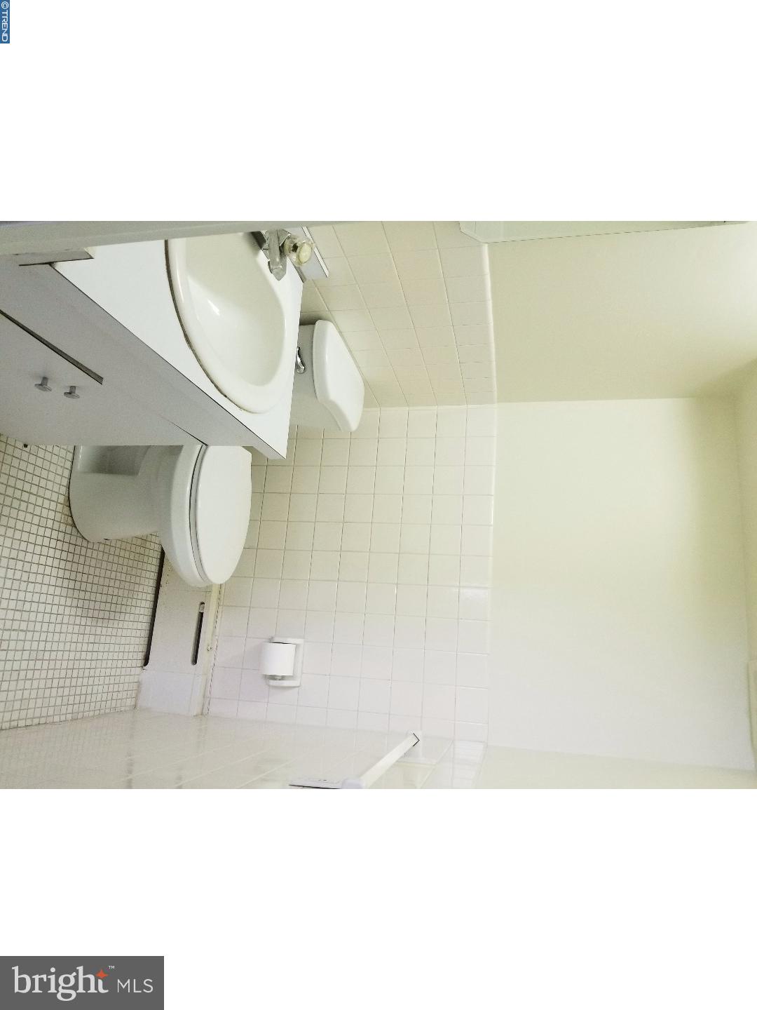 ART MUSEUM AREA - Residential Lease