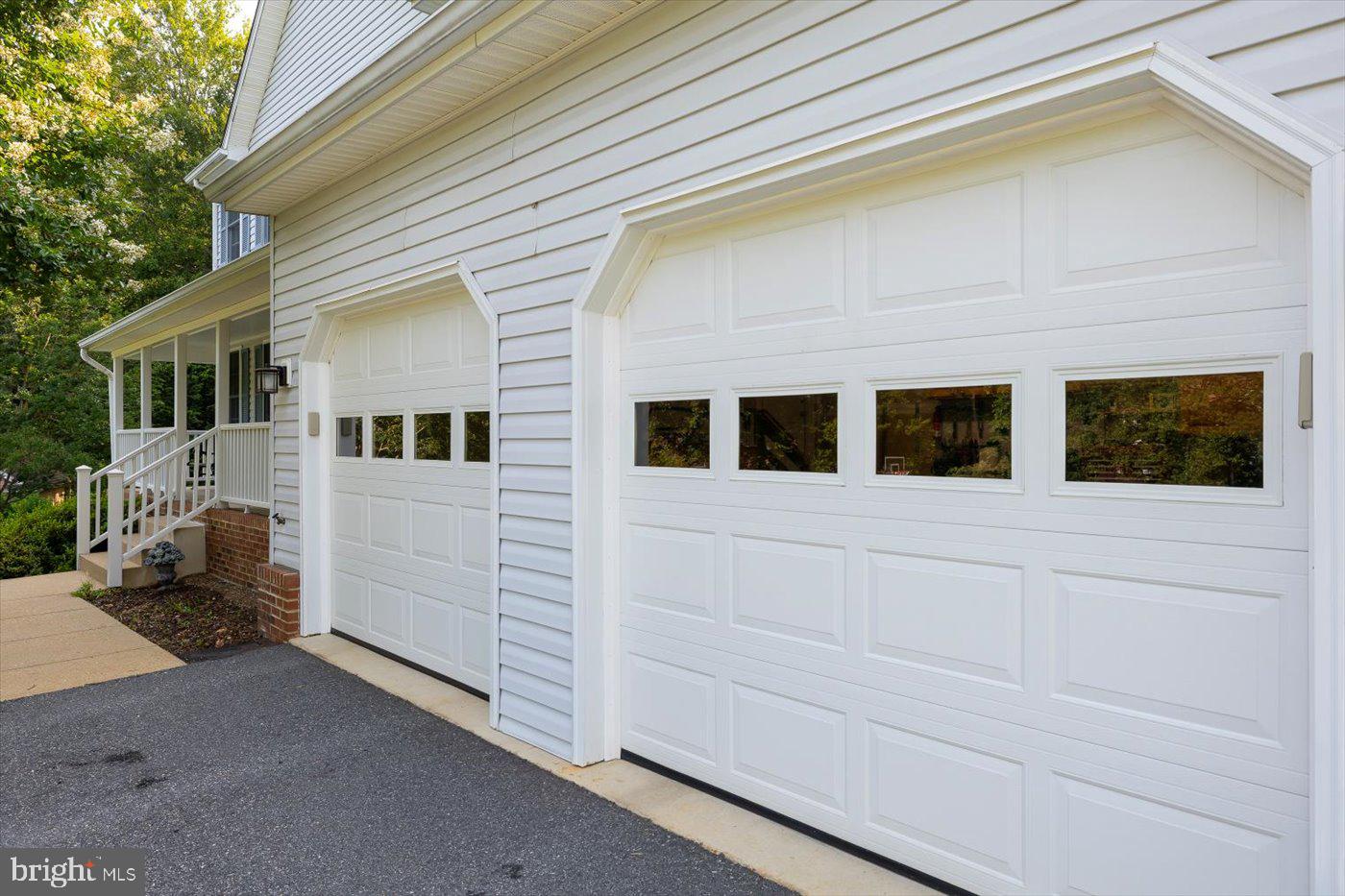 10 FRANTZ COURT