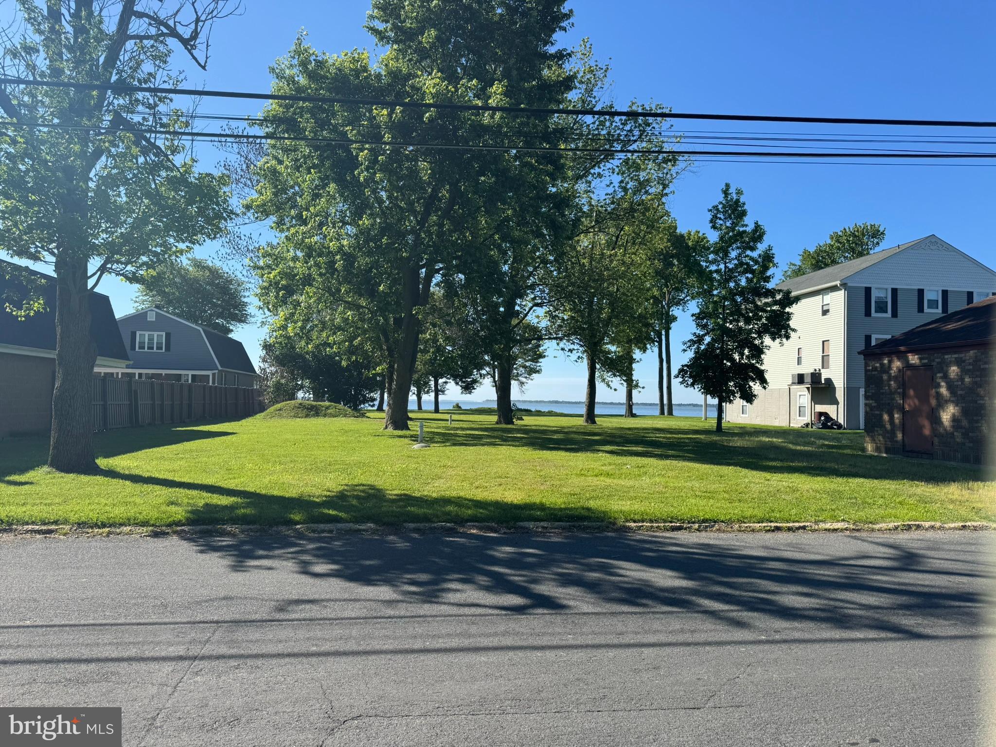 BOWLEYS QUARTERS - Residential