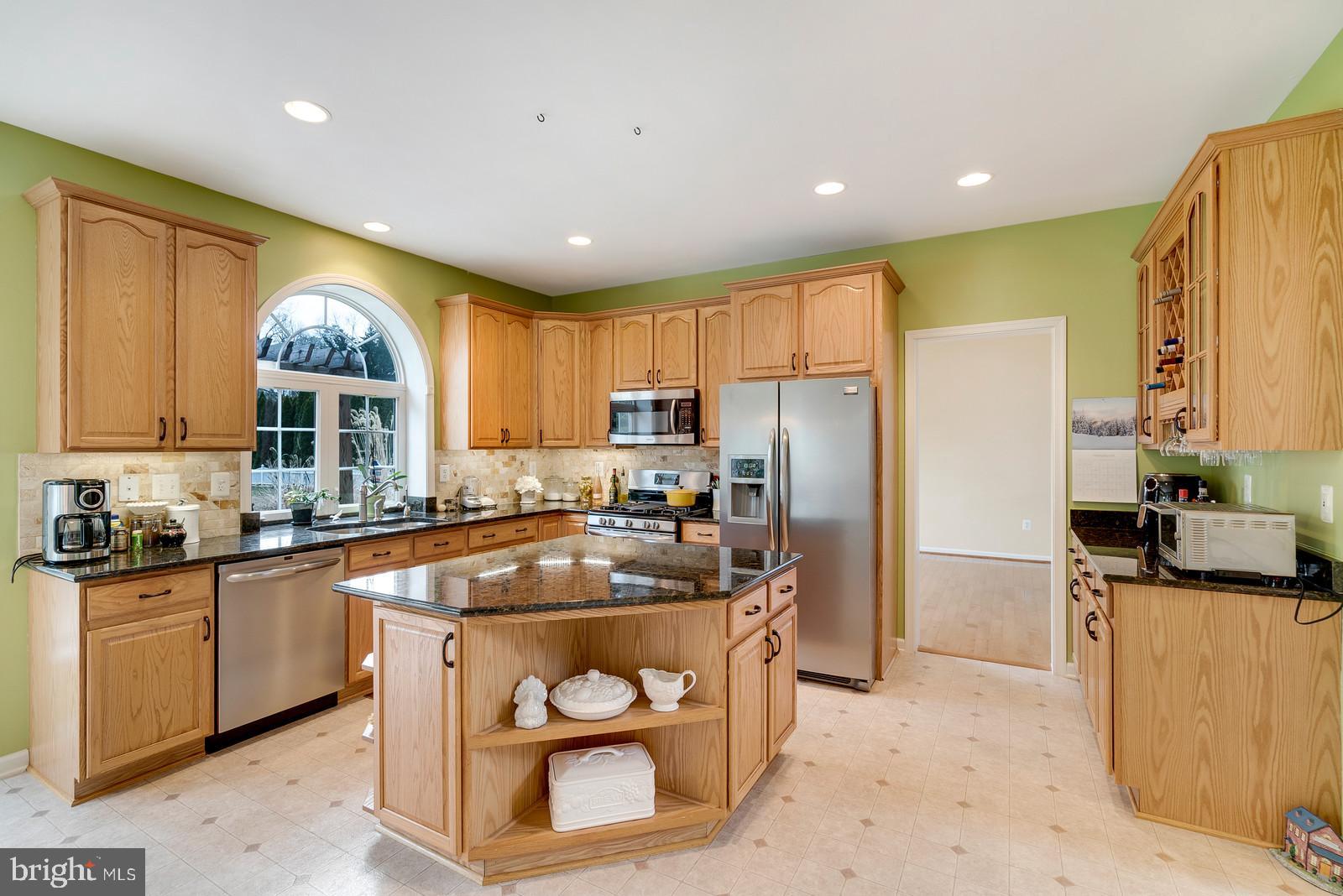 FOX CHASE - Residential