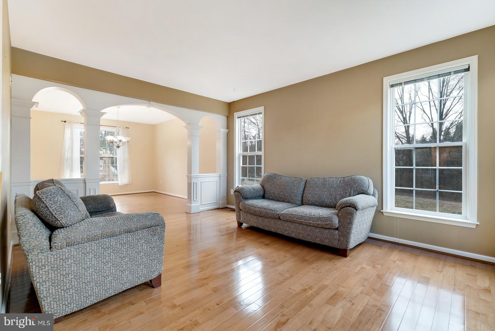 FOX CHASE - Residential