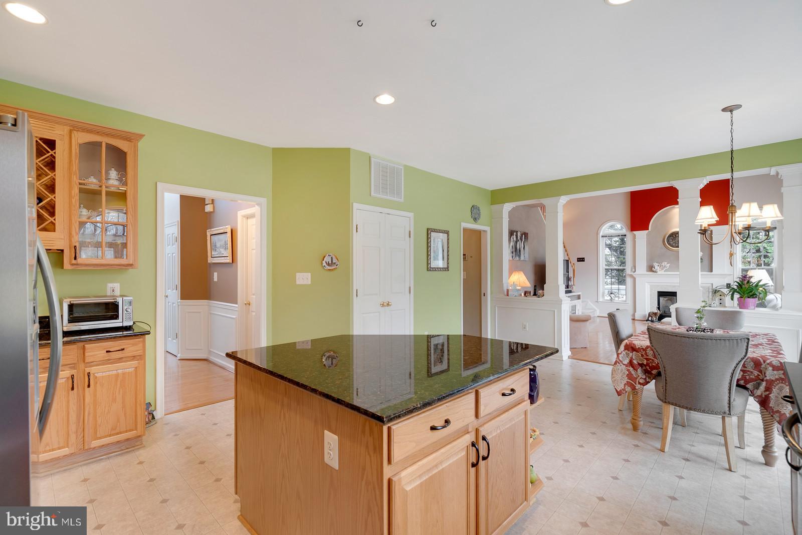 FOX CHASE - Residential