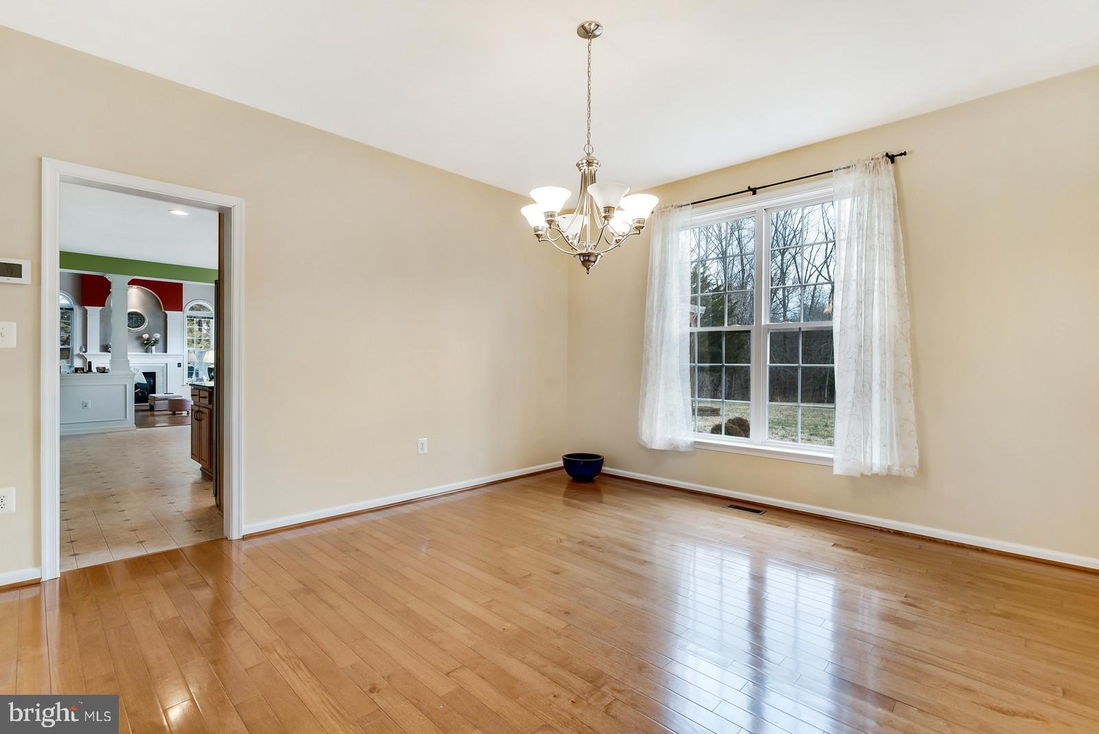 FOX CHASE - Residential