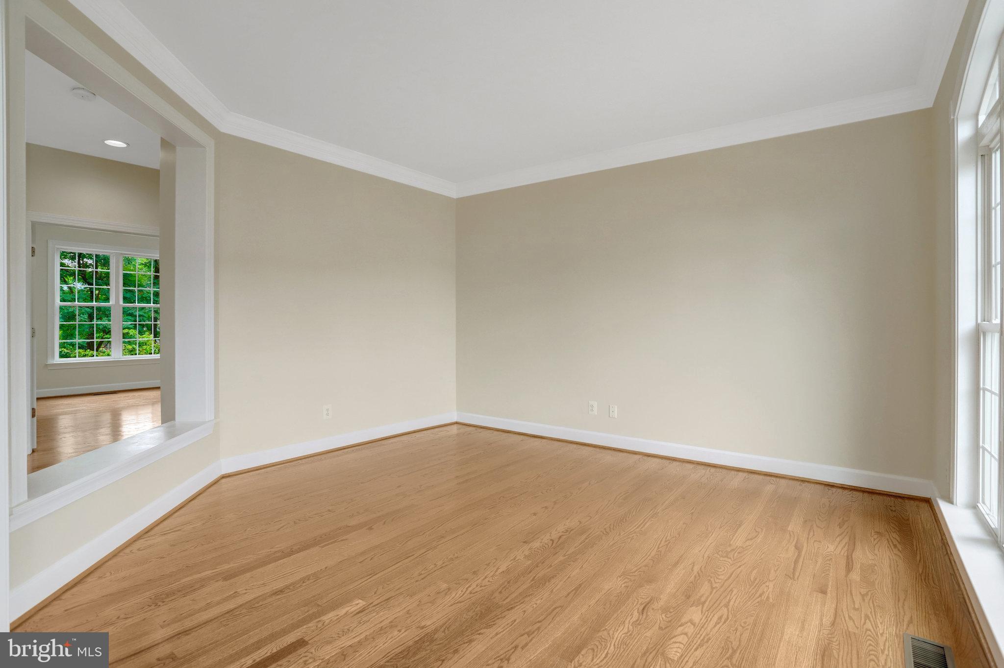 3803 BELL MANOR COURT