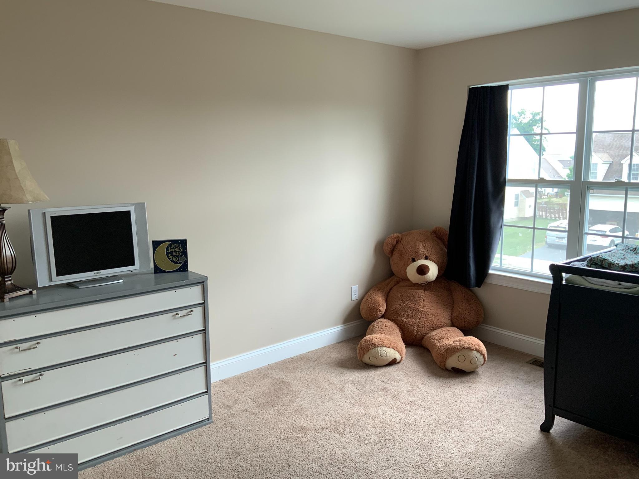 MEADOW BROOK - Residential